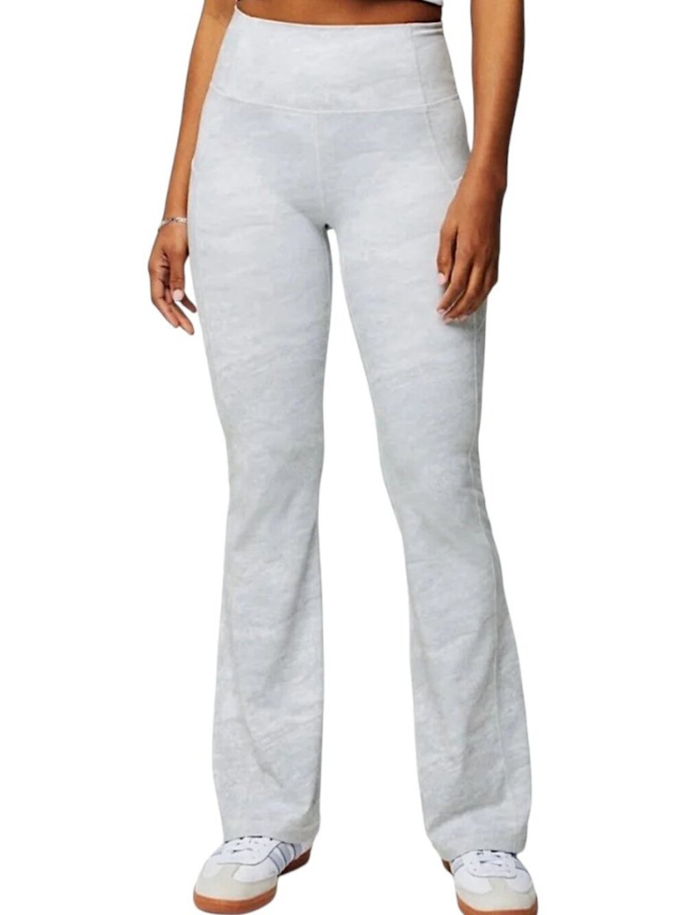 Fabletics White Marble Oasis High Waisted Kick Flare Yoga Pant Women's Size M
